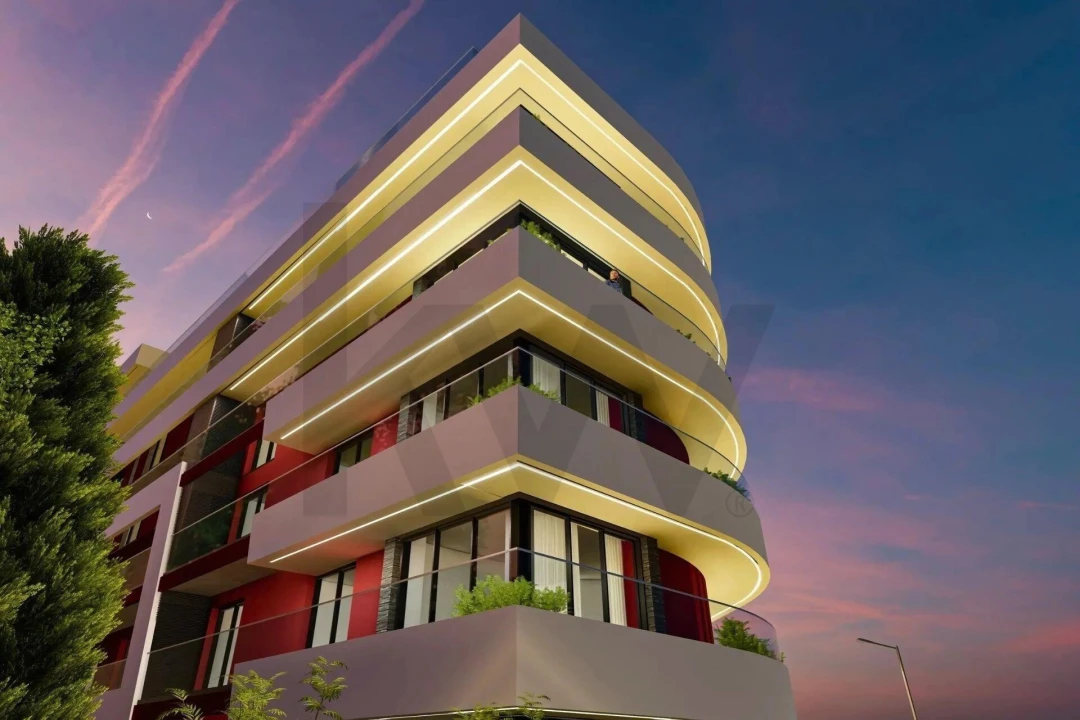 Apartamento T1 para Venda em Caniço Foto 5