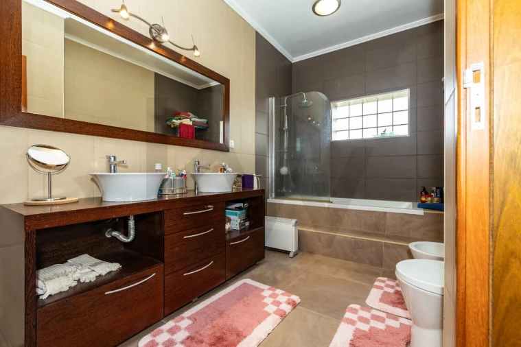 Moradia T4 para Venda em São Vicente Ferreira Foto 13