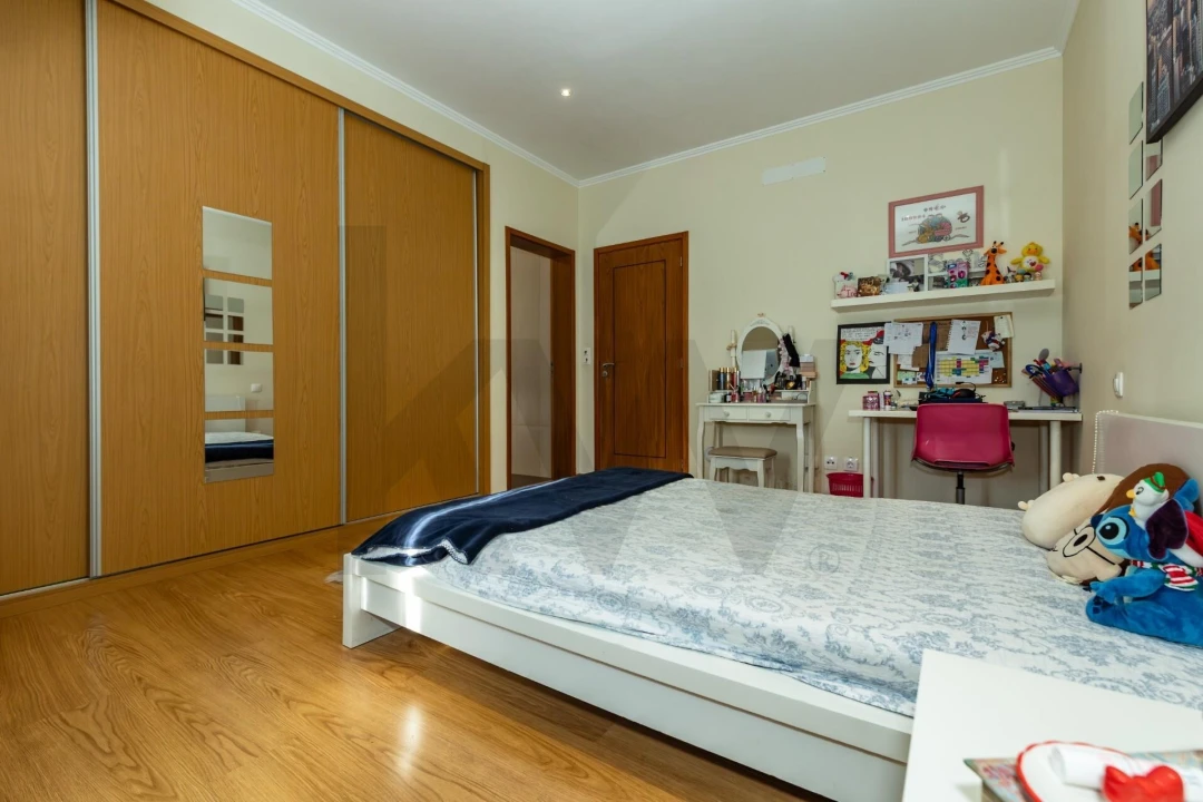 Moradia T4 para Venda em São Vicente Ferreira Foto 16