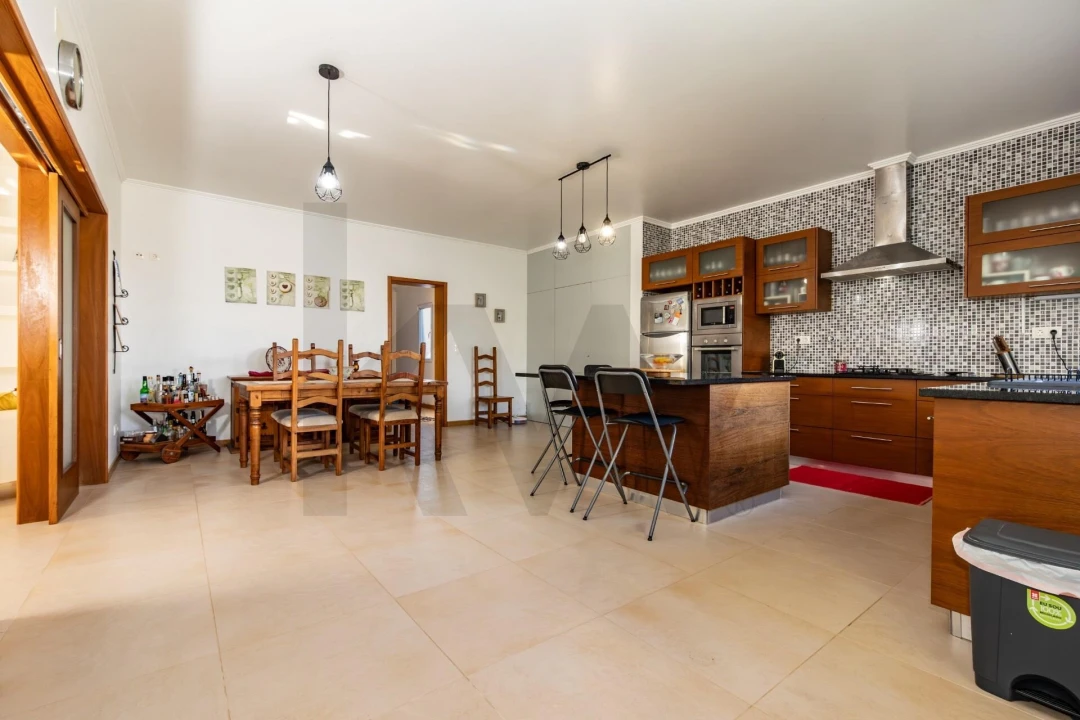 Moradia T4 para Venda em São Vicente Ferreira Foto 7