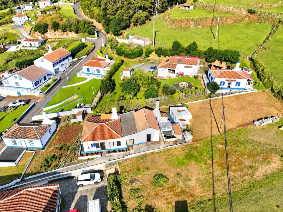 Moradia T3 para Venda em Santa Barbara Foto 14
