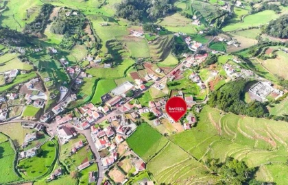 Moradia T3 para Venda em Santa Barbara