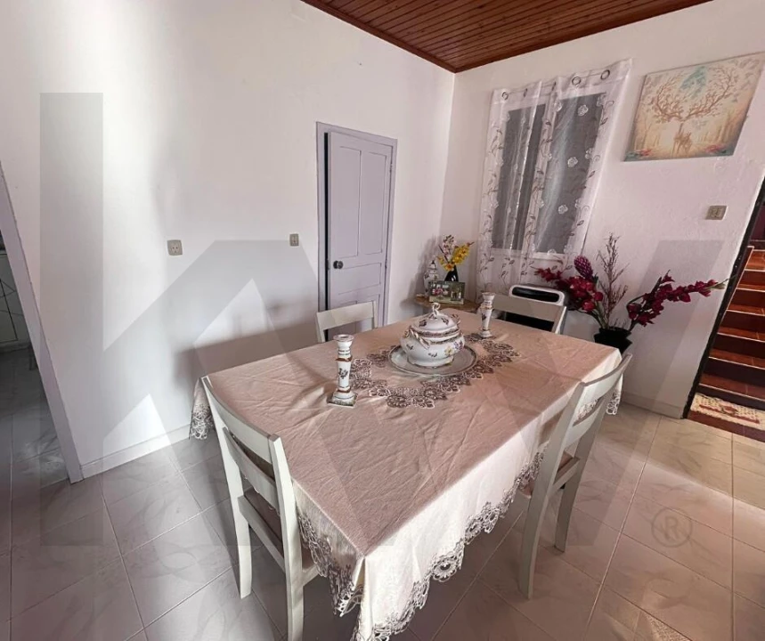 Moradia T3 para Venda em Santa Barbara Foto 8