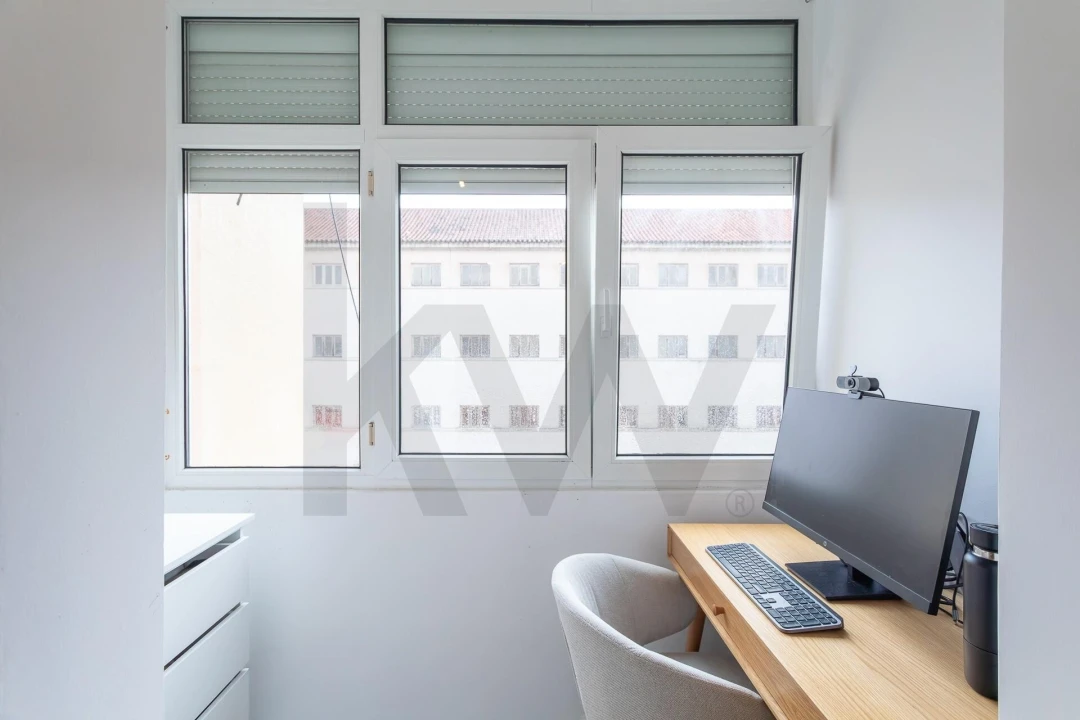 Apartamento T2 para Venda em Campo de Ourique Foto 14