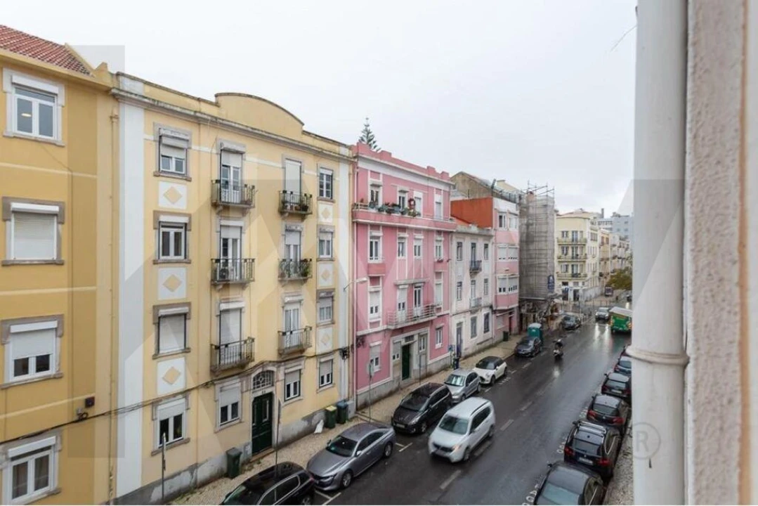 Apartamento T2 para Venda em Campo de Ourique Foto 13