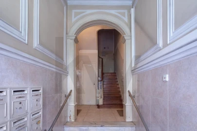 Apartamento T2 para Venda em Campo de Ourique