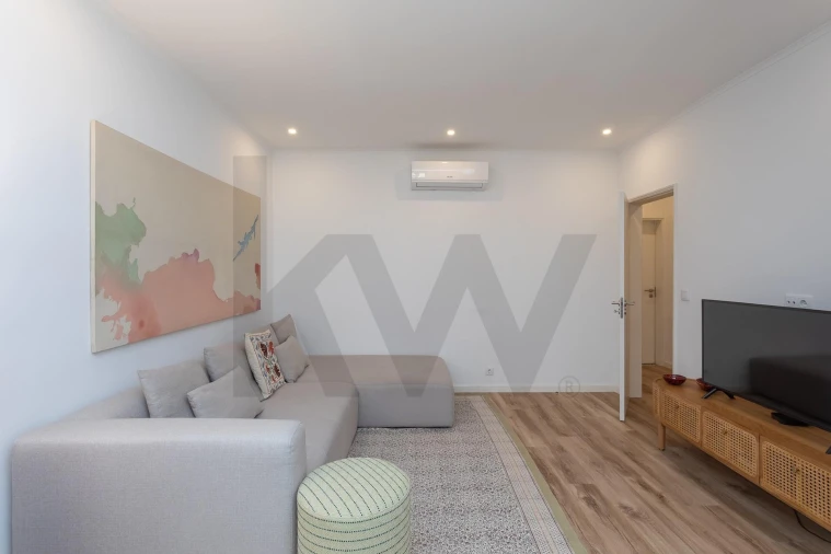 Apartamento T2 para Venda em Campo de Ourique Foto 3