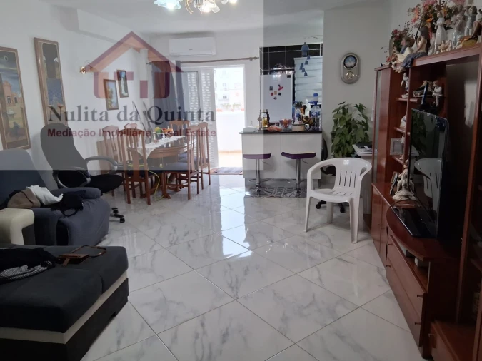 Apartamento T2 para Venda em Albufeira e Olhos de Água Foto 4