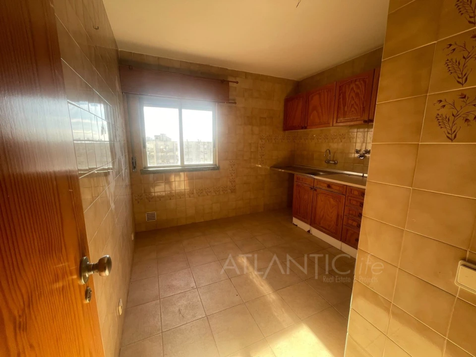 Apartamento para Venda em Algueirão-Mem Martins Foto 6