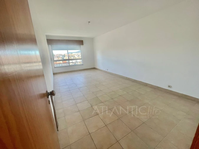 Apartamento para Venda em Algueirão-Mem Martins Foto 4