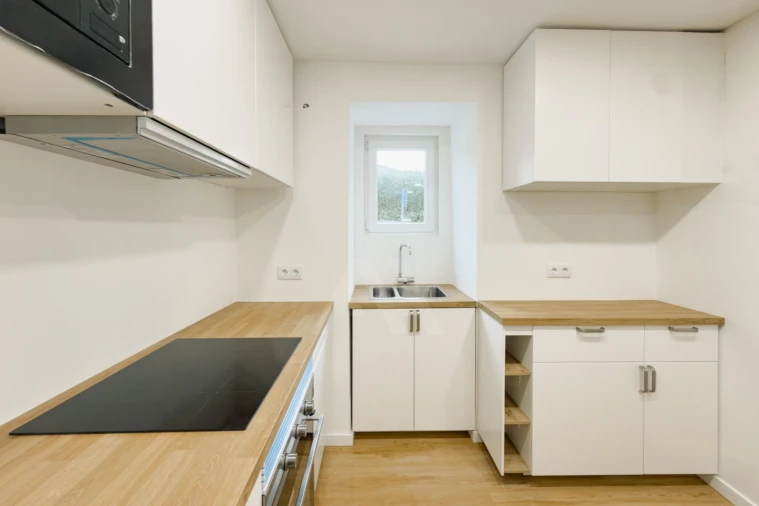 Moradia T1 para Venda em Oeiras e São Julião da Barra, Paço de Arcos e Caxias Foto 1