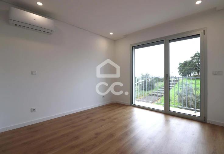 Apartamento T3 para Venda em São Martinho do Bispo e Ribeira de Frades Foto 5