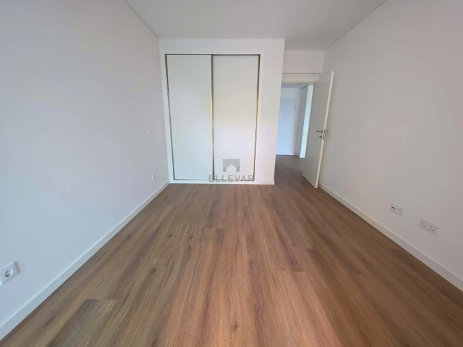 Apartamento T2 para Venda em São Martinho Foto 19