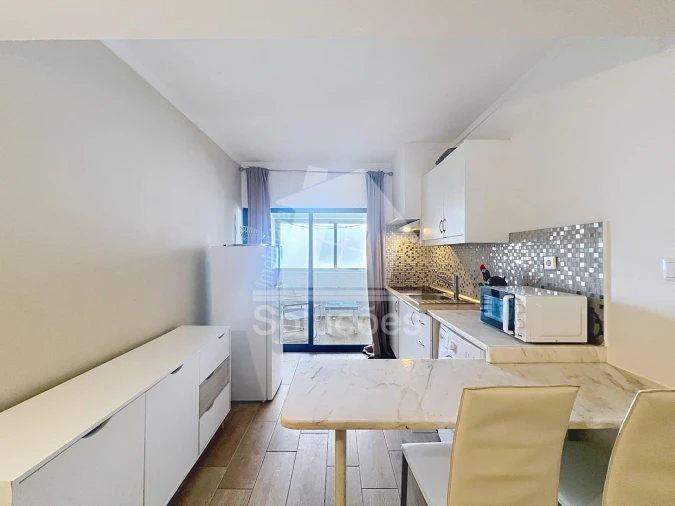 Apartamento T1 para Venda em Portimão Foto 2
