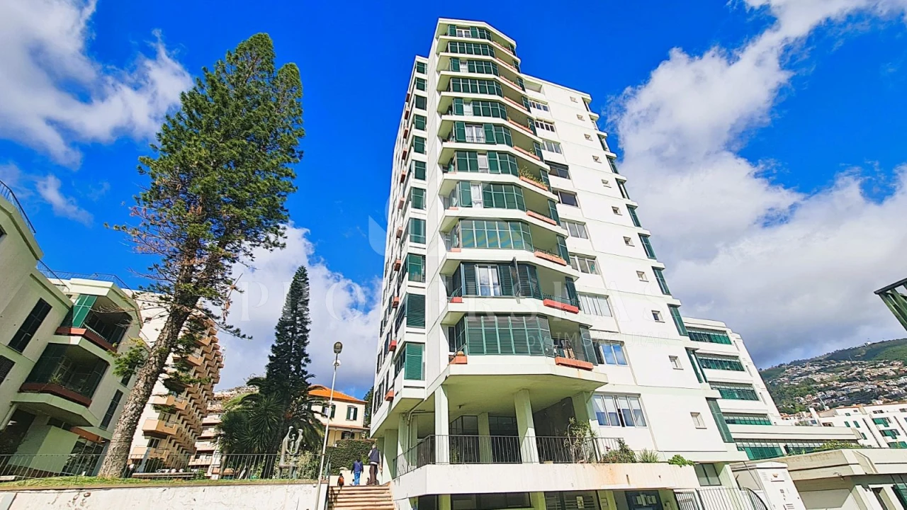 Apartamento T3 para Venda em Funchal (Santa Luzia) Foto 1