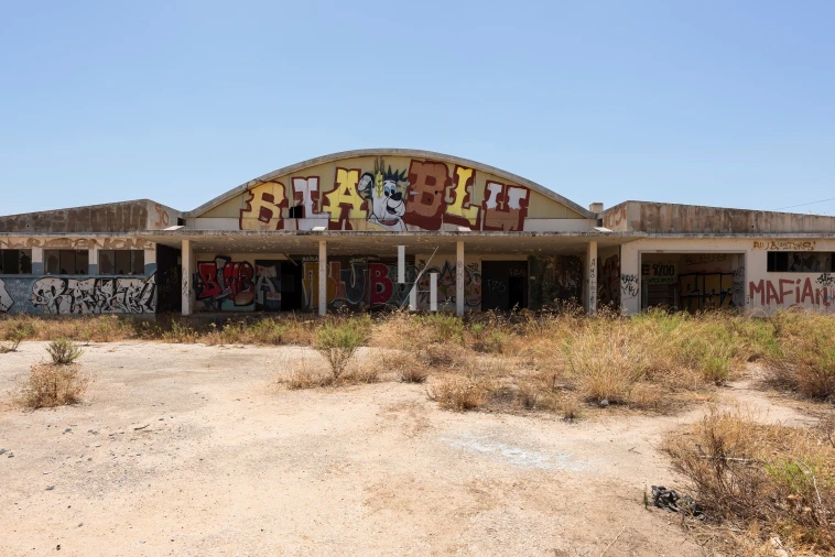 Terreno para Venda em Quelfes Foto 5