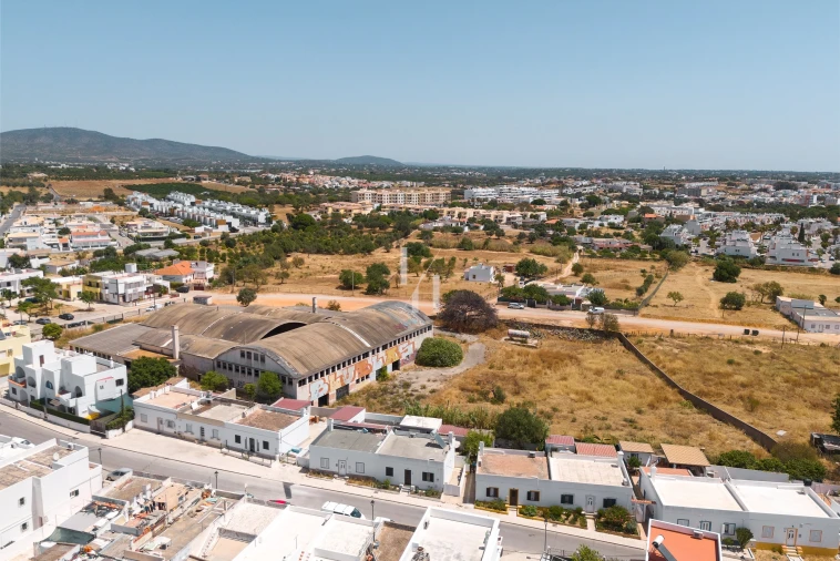 Terreno para Venda em Quelfes Foto 10