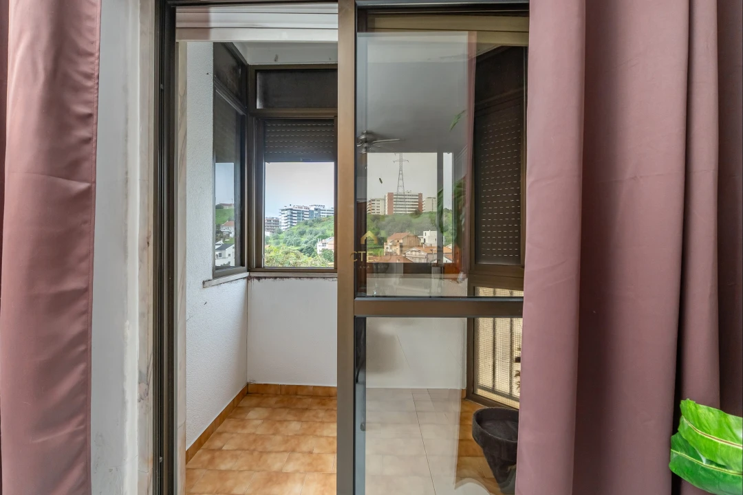 Apartamento T2 para Venda em Odivelas Foto 19