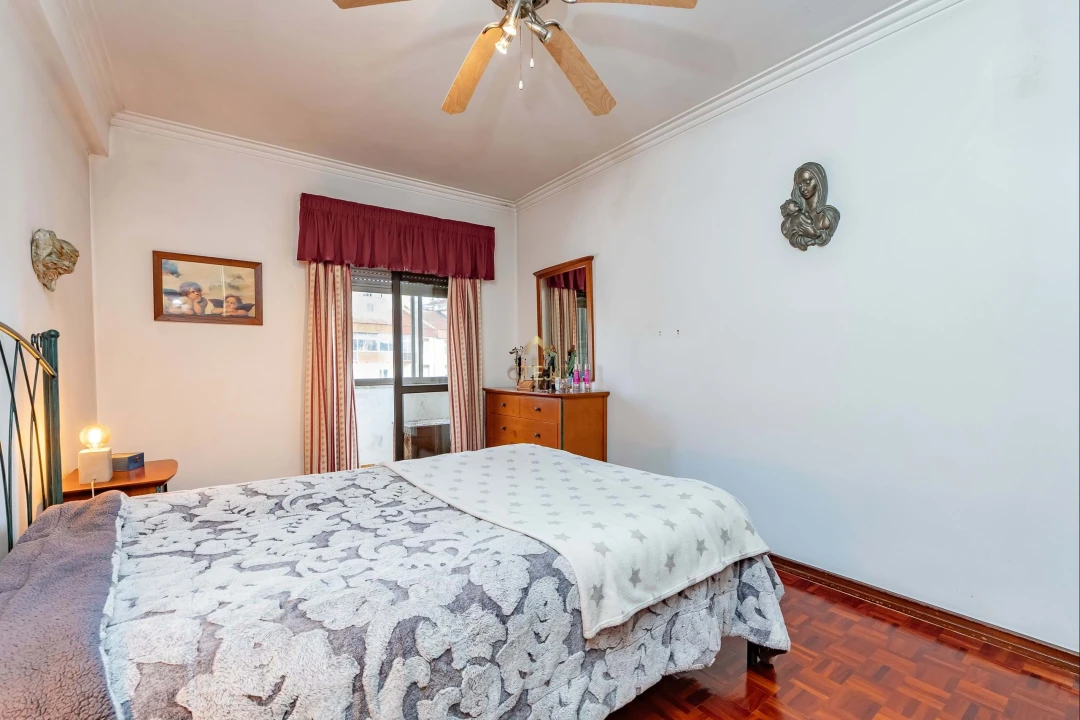 Apartamento T2 para Venda em Odivelas Foto 14