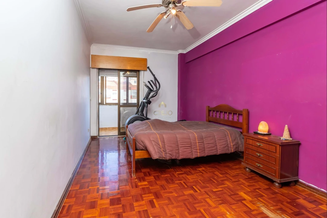 Apartamento T2 para Venda em Odivelas Foto 9