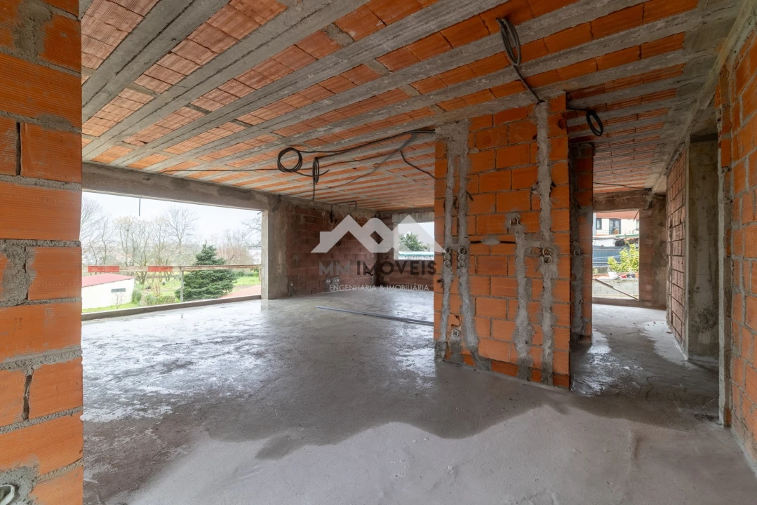 Moradia T4 para Venda em Fânzeres e São Pedro da Cova Foto 5