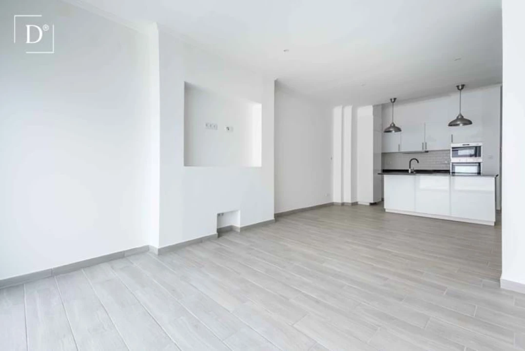 Apartamento T2 para Venda em Loule (São Clemente) Foto 4