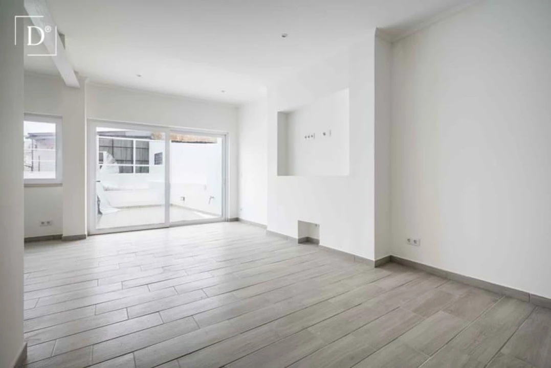 Apartamento T2 para Venda em Loule (São Clemente) Foto 2