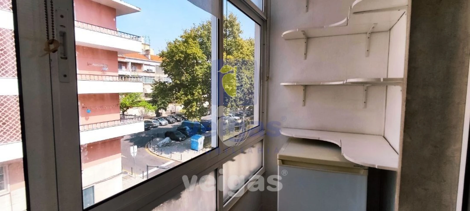 Apartamento T2 para Arrendamento em São Domingos de Benfica Foto 4