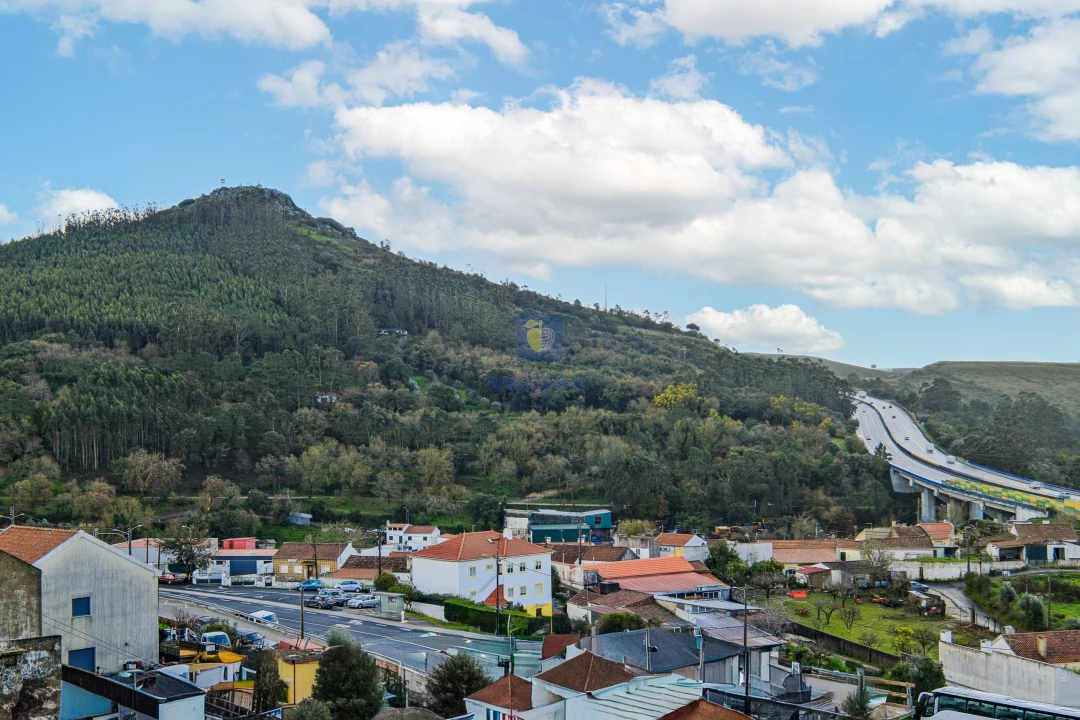 Moradia T4 para Venda em Lousa Foto 53