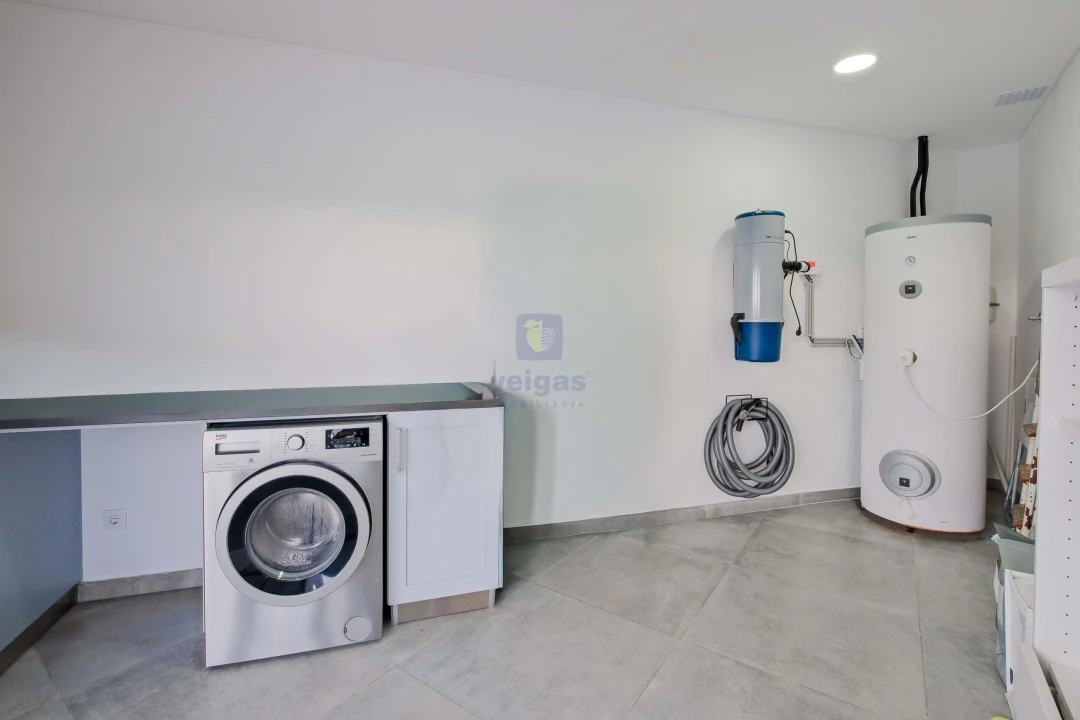 Moradia T4 para Venda em Lousa Foto 63