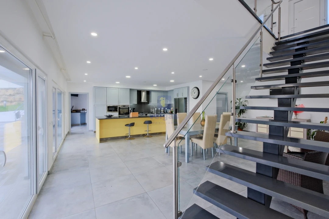 Moradia T4 para Venda em Lousa Foto 57