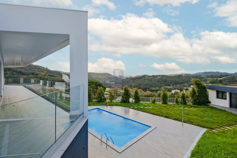 Moradia T4 para Venda em Lousa Foto 52