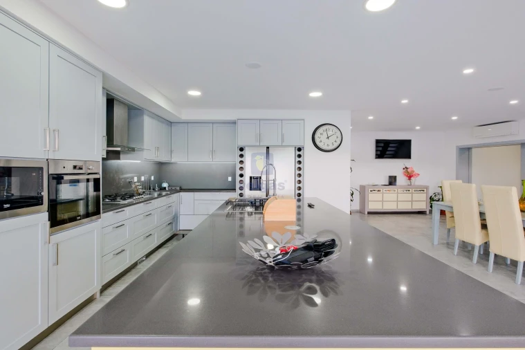 Moradia T4 para Venda em Lousa Foto 6