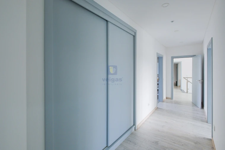 Moradia T4 para Venda em Lousa Foto 33