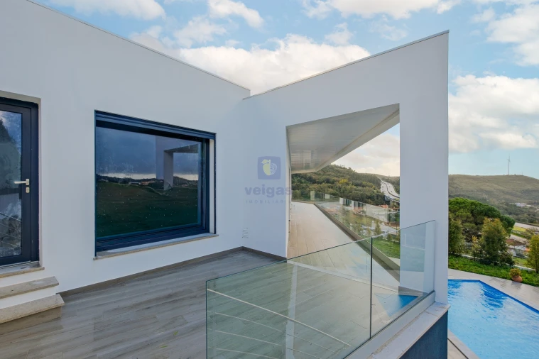 Moradia T4 para Venda em Lousa Foto 47