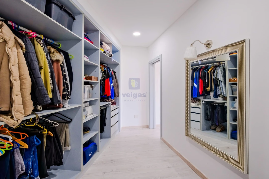 Moradia T4 para Venda em Lousa Foto 39