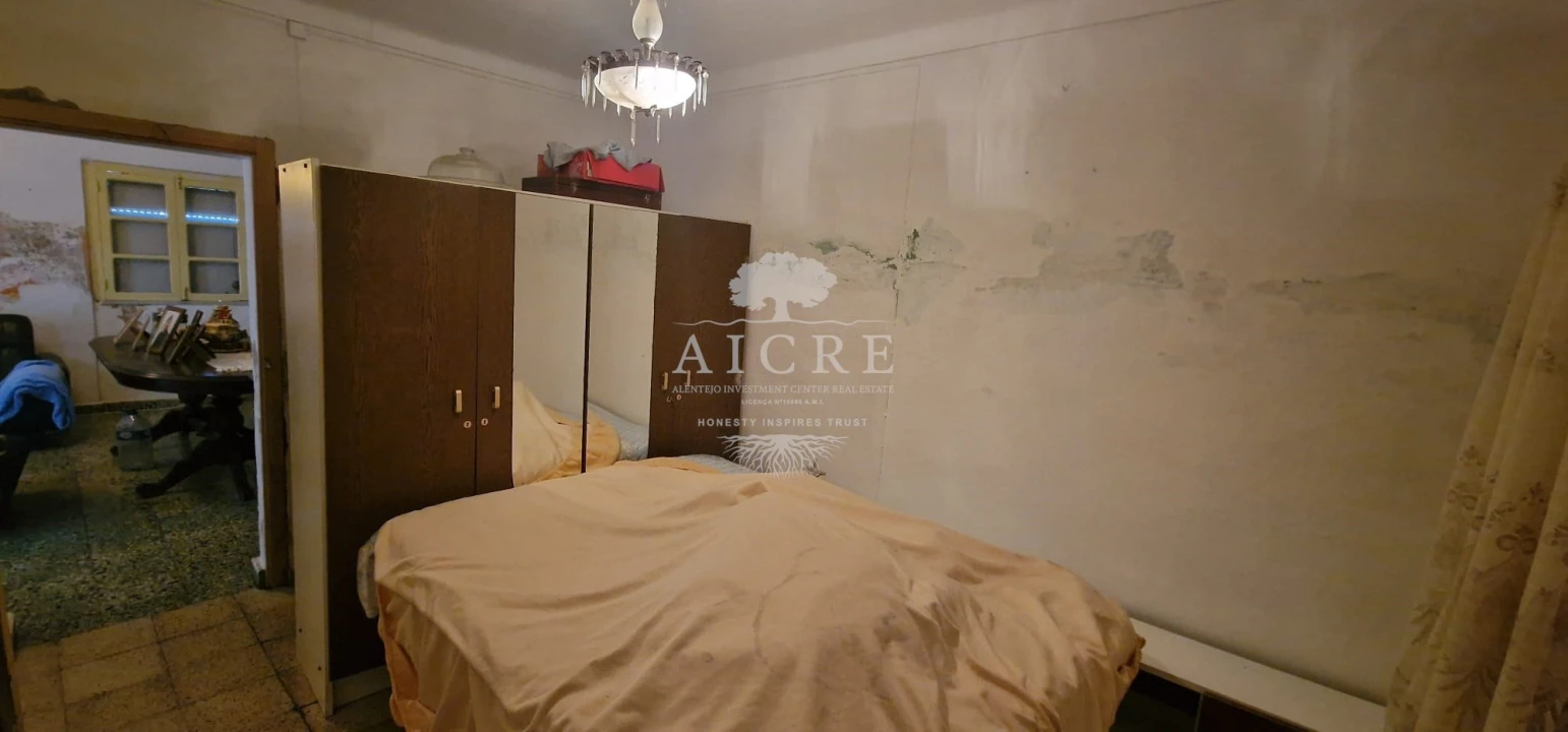 Moradia T6 para Venda em Redondo Foto 22