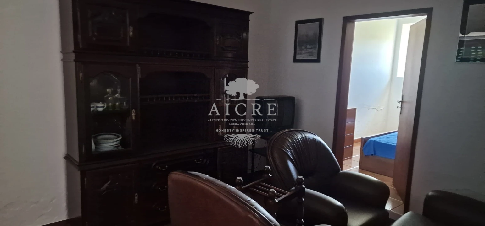 Moradia T6 para Venda em Redondo Foto 8