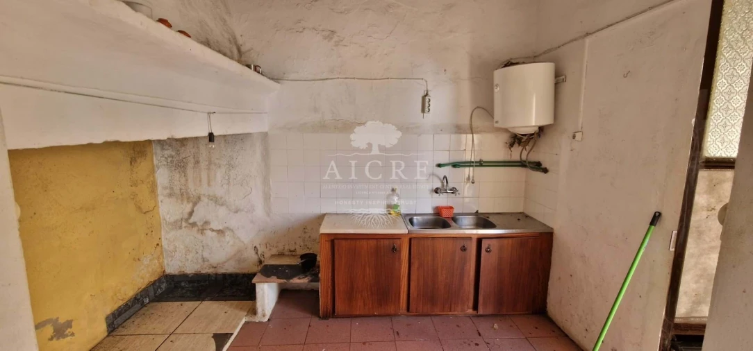 Moradia T6 para Venda em Redondo Foto 32