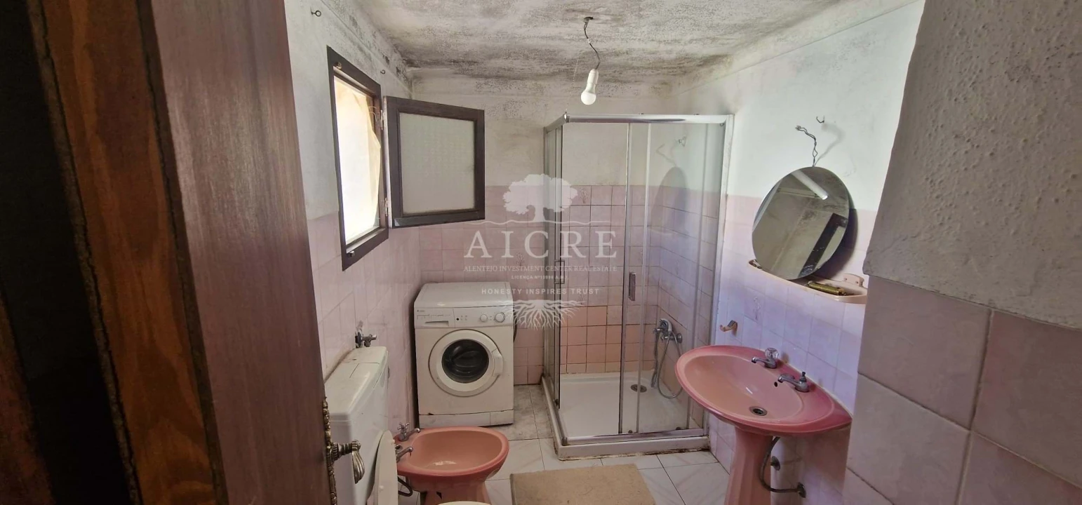 Moradia T6 para Venda em Redondo Foto 31