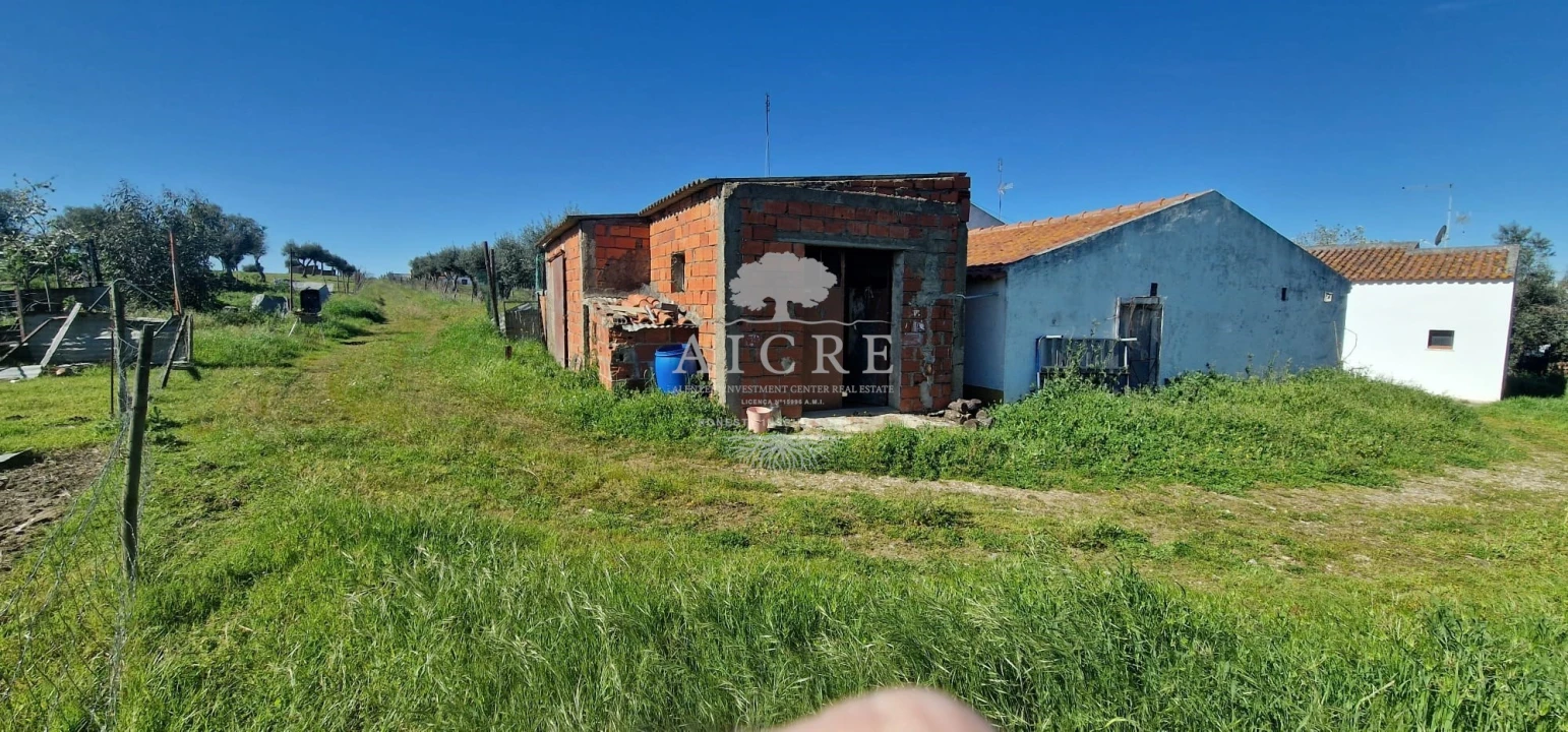 Moradia T6 para Venda em Redondo Foto 38