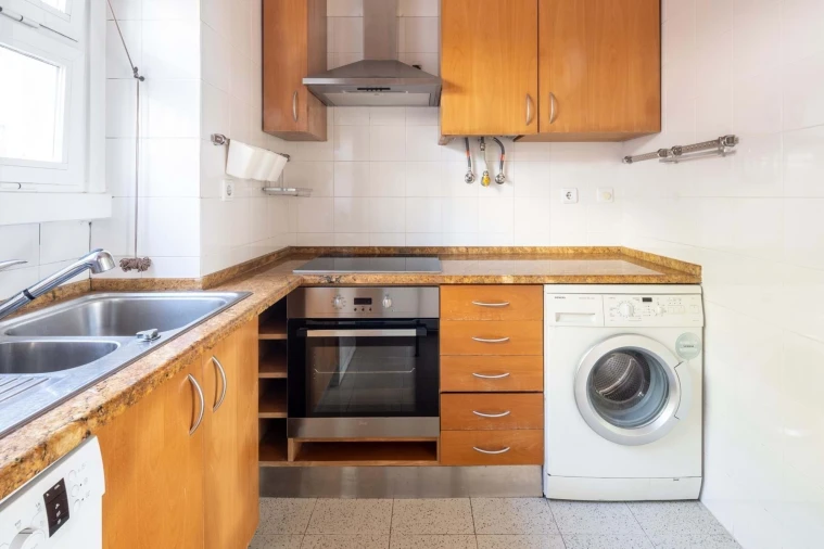 Apartamento T2 para Arrendamento em Alvalade Foto 12