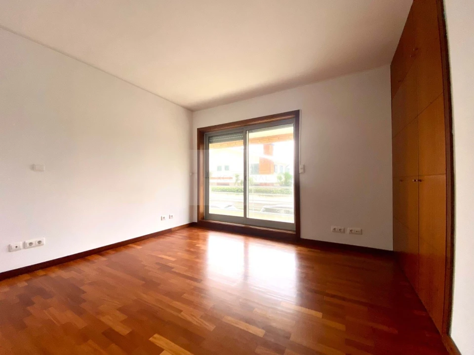 Apartamento T2 para Venda em Vila Nova da Telha Foto 12