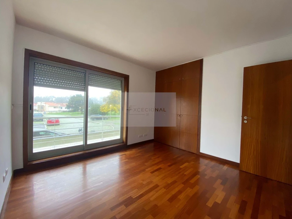 Apartamento T2 para Venda em Vila Nova da Telha Foto 6