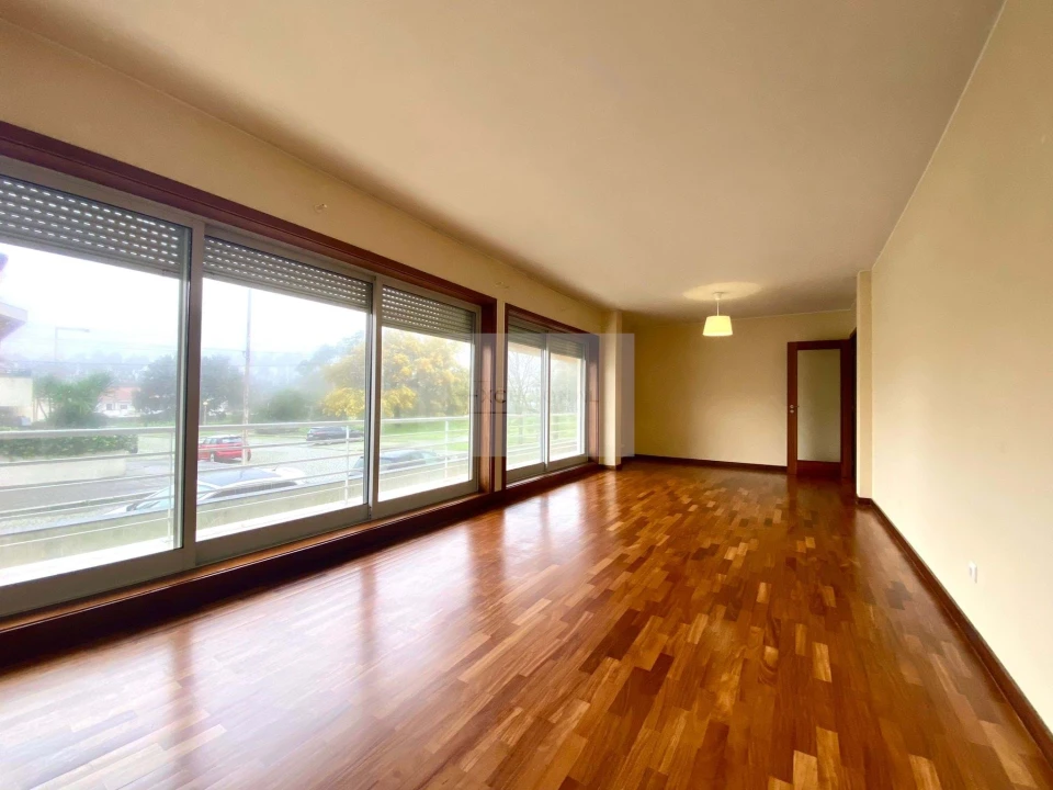 Apartamento T2 para Venda em Vila Nova da Telha Foto 1