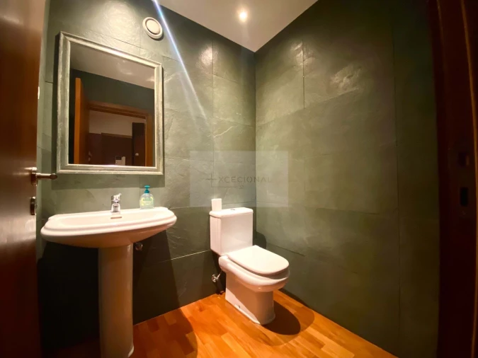 Apartamento T2 para Venda em Vila Nova da Telha Foto 7