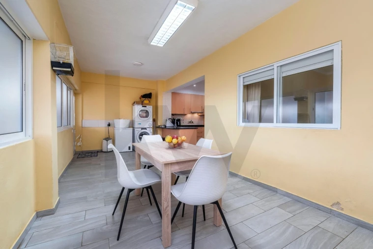 Apartamento T2 para Venda em Olhão Foto 4