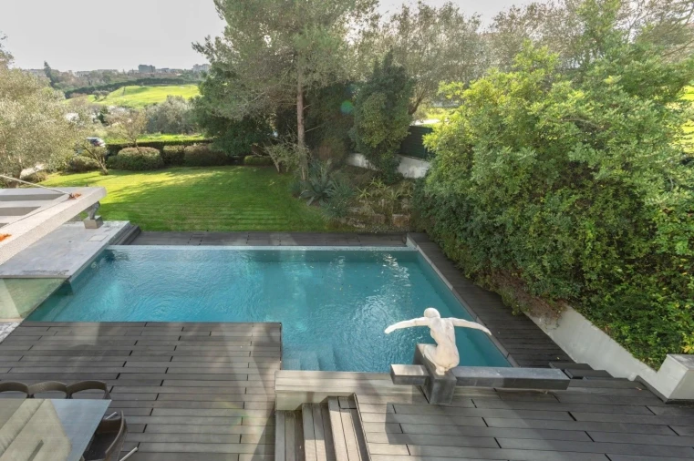 Moradia T4 para Venda em Lumiar Foto 3