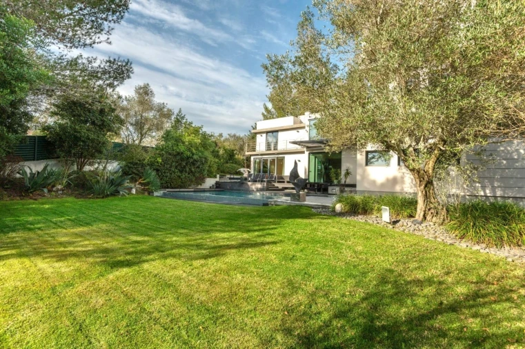 Moradia T4 para Venda em Lumiar