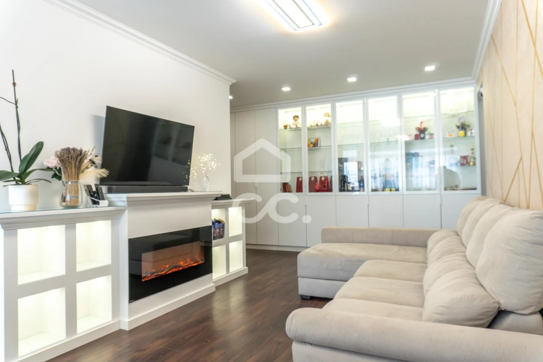 Apartamento T2 para Venda em Encosta do Sol Foto 11